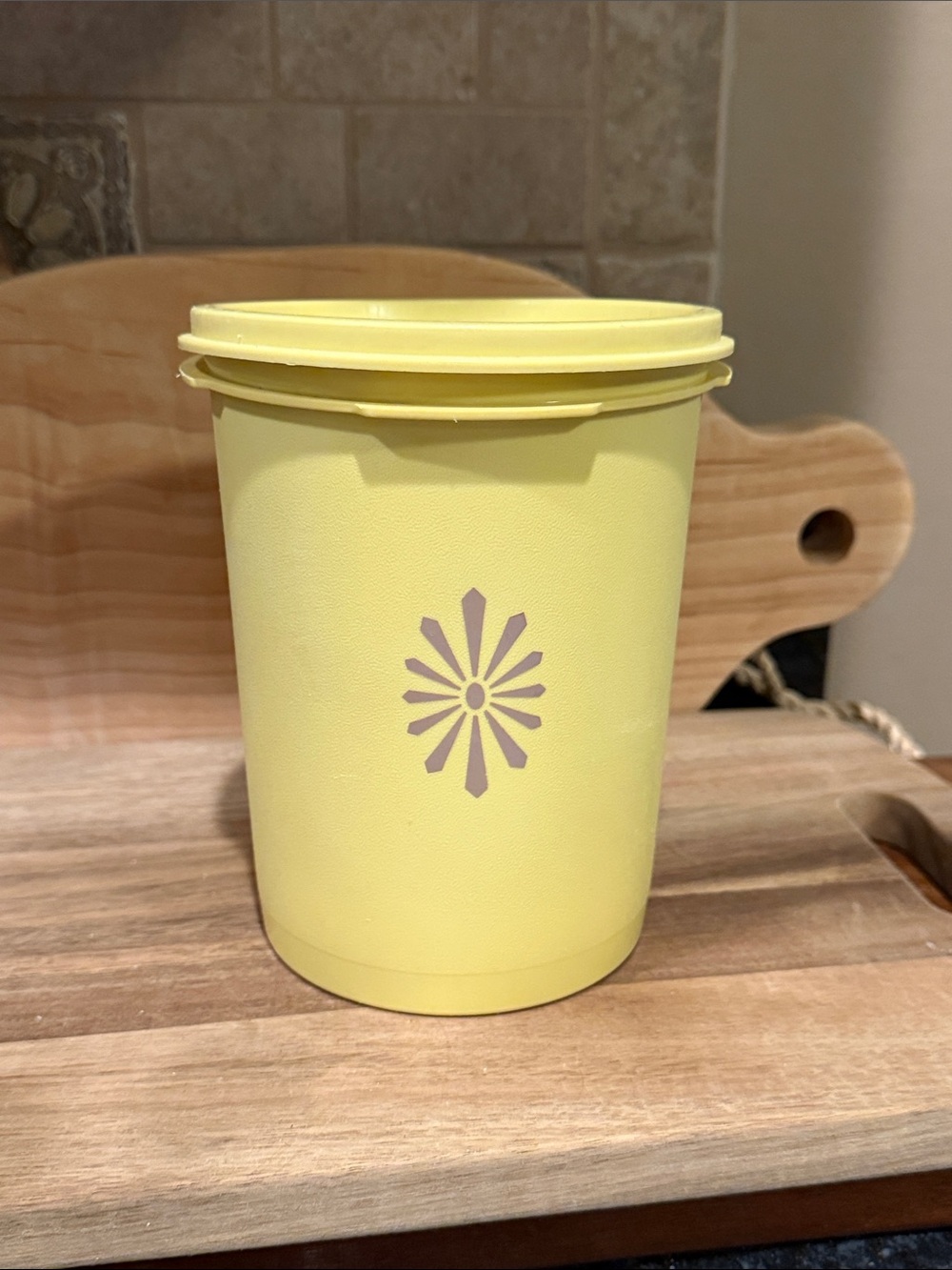2pc Set Vintage Tupperware Yellow Servalier Canisters  809-13 811-14